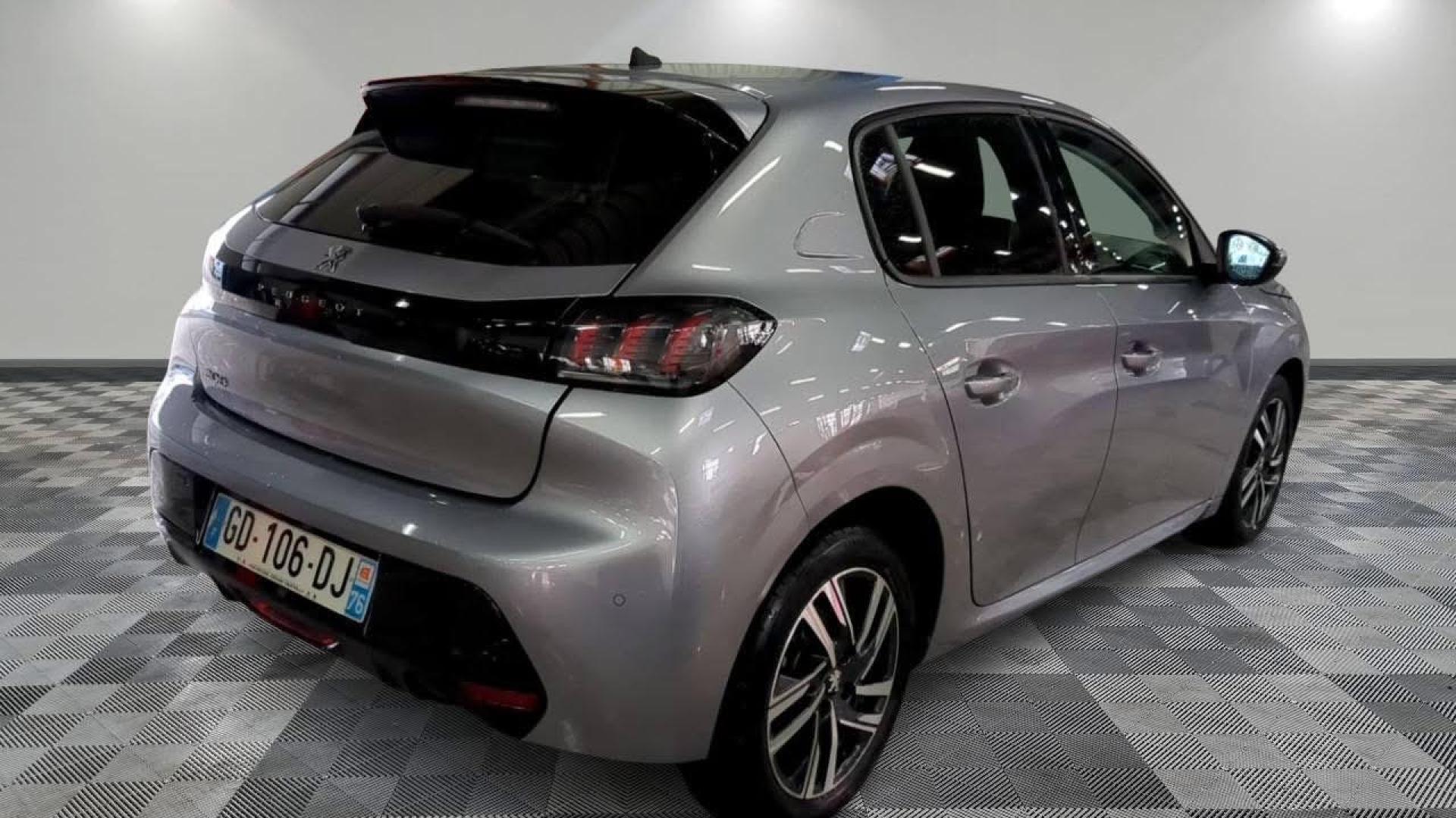 Peugeot 208